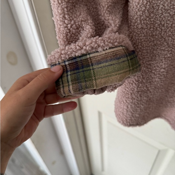 Hem and thread women’s medium rose pink button up Sherpa - Picture 3 of 4